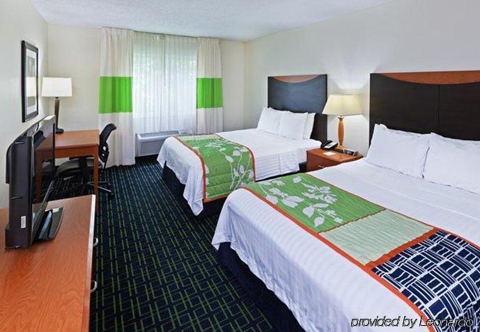 Fairfield Inn&suites 3*